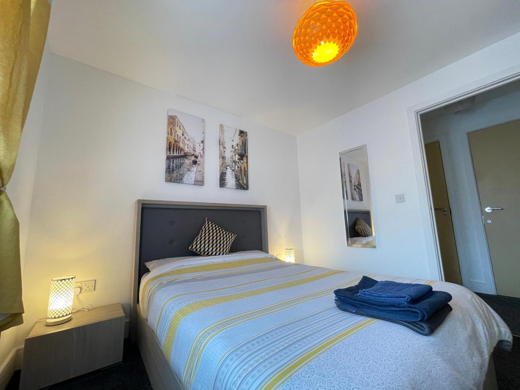 Grand Central Apartments Derby Szoba fotó